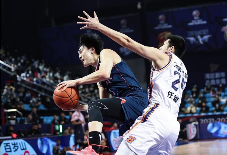 砍分盛宴!布里奇斯20投12中 砍下42分5板3助3帽 NBA常规赛篮网129-101战胜魔术。